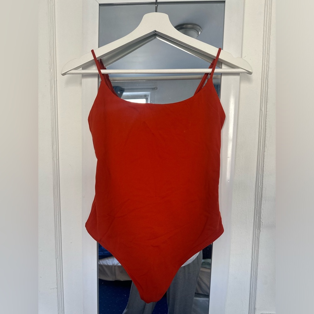 ARITZIA BABATON BODYSUIT
